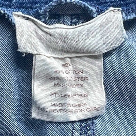 Altar'd State High Rise Wide Leg Baggy Jeans, size Medium - Picture 7 of 8